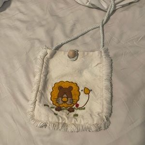 Vintage crossbody embroidered bag